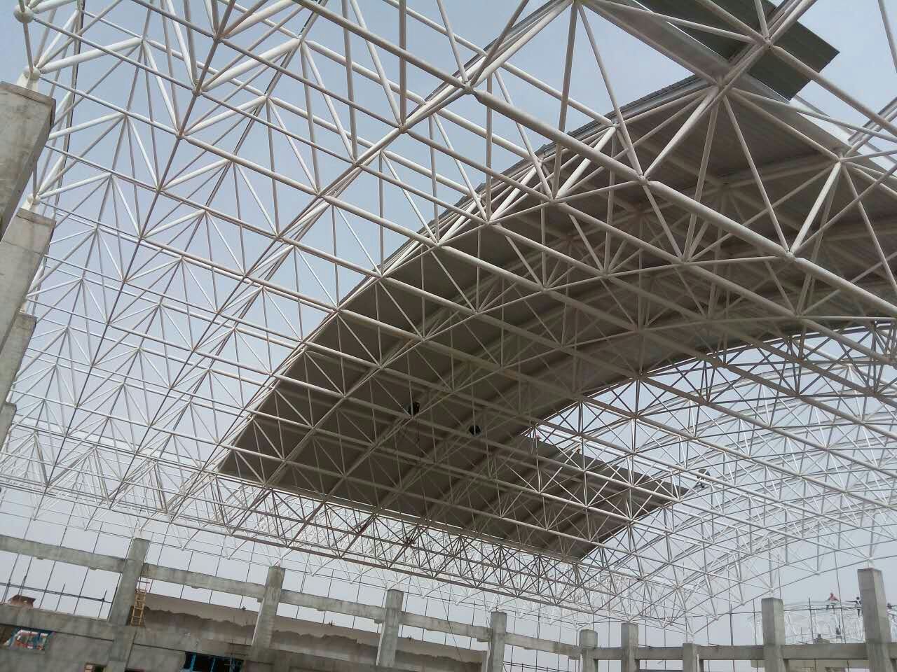阜康青岛一汽网架